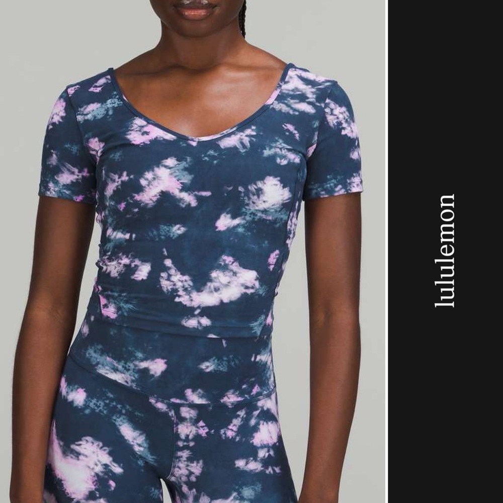 Lululemon NWT Align Tee in Blue and Purple Tie Dye • 12